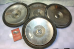 JEU DE 4 ENJOLIVEURS DE ROUES INOX Ø/215mm...PEUGEOT 204 304