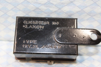CLIGNOTEUR KLAXON M4 12V 2 L 40/45W 3 BORNES...RENAULT R8
