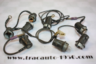 7 PORTES AMPOULES D'ECLAIRAGE DE COMPTEUR JAEGER...RENAULT DAUPHINE FLORIDE