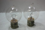 2 AMPOULES DE PHARES 6V/8V 75B BA21S YVEL NORMA...AUTOS ANCIENNES