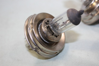 3 AMPOULES DE PHARES 12V 60/55W H4 IODE...AUTOS ANCIENNES DIVERSES