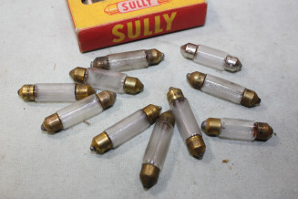BOITE DE 10 LAMPES NAVETTES 12V 4W DIVERS...AUTOS ANCIENNES DIVERS
