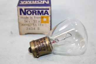 2 AMPOULES DE FEUX 24V 25W BA15S NORMA 2434B...CAMIONS TRACTEURS DIVERS