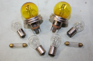COFFRET DE LAMPES DE SECOURS 12V 45/40W P45T...AUTOS DIVERSES