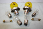 COFFRET DE LAMPES DE SECOURS 12V 45/40W P45T...AUTOS DIVERSES