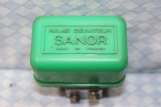 RELAIS DEVIATEUR SANOR 1C-EFT2 4 BORNES...CITROEN SM ET DIVERS