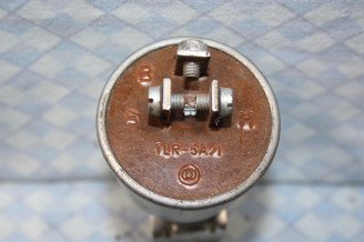 RELAIS DE CLIGNOTANT 6V BOSCH TLR 5A/1 3 BORNES...AUTOS ANCIENNES DIVERSES