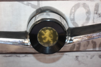 VOLANT QULLERY M576 2 BRANCHES Ø 420mm AVEC CERCLO KLAXON...PEUGEOT 404
