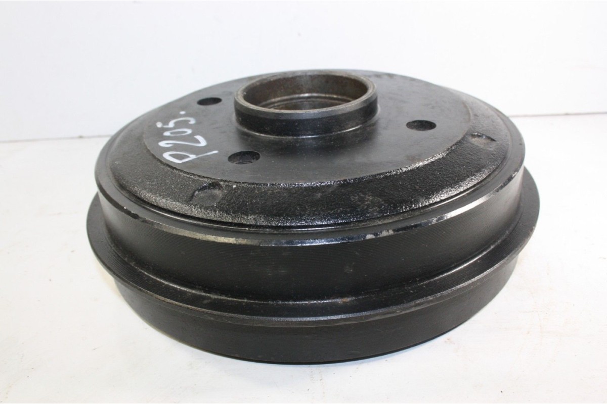 TAMBOUR DE FREIN ARRIERE...PEUGEOT 205 - Tracauto1950