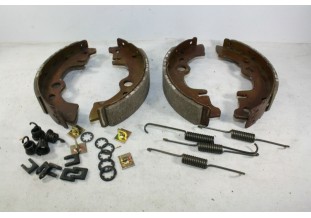 JEU DE MACHOIRE DE FREIN AR BENDIX...RENAULT R4 R5 R6
