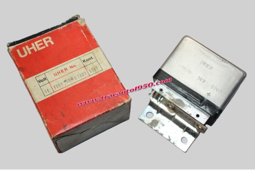 REGULATEUR UHER 14V 09.3001 POUR ALTERNATEURS BOSCH....AUTOS TRACTEURS DIVERS