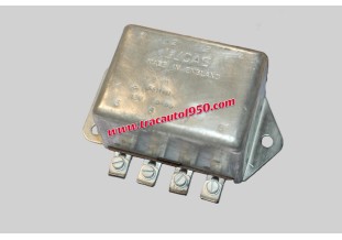 RELAIS DE CLIGNOTANT LUCAS 12V 33117D...MGA 1500 1600 ET DIVERS ??