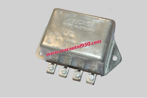 RELAIS DE CLIGNOTANT LUCAS 12V 33117D...MGA 1500 1600 ET DIVERS ??