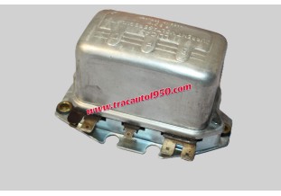 REGULATEUR LUCAS 12V RB310 37346A POUR DYNAMOS LUCAS...