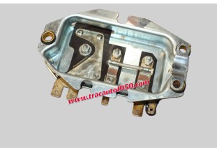 REGULATEUR LUCAS 12V RB310 37346A POUR DYNAMOS LUCAS...