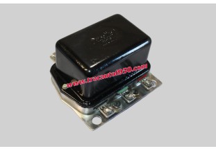 REGULATEUR DUCELLIER 12V 15A 8207D POUR DYNAMOS 12V...SIMCA MATIC ARONDE P60