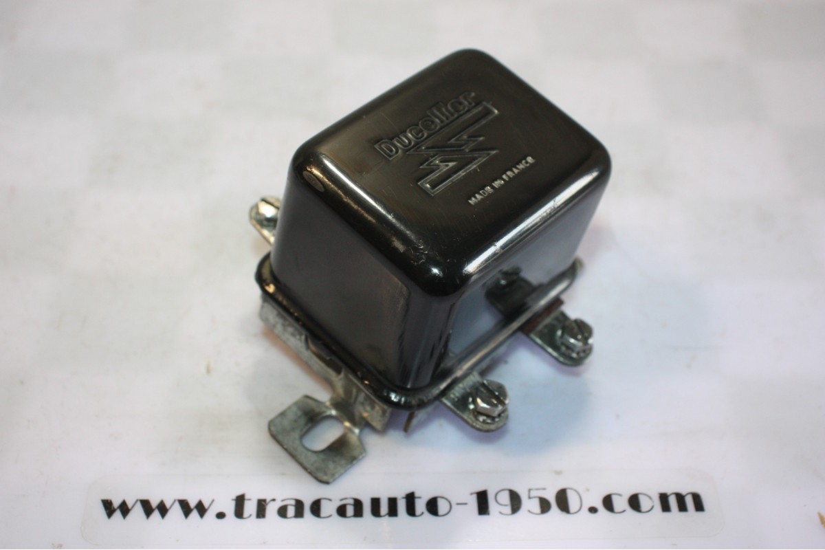 REGULATEUR DUCELLIER 12V 9A 8279A POUR DYNAMOS 12V...TRACTEURS ANCIENS DIVERS