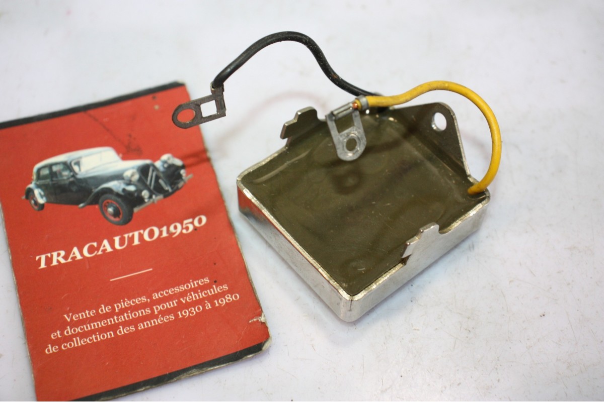 REGULATEUR MOTOROLA 14V 0201001 POUR ALTERNATEUR LUCAS...AUTOS DIVERSES
