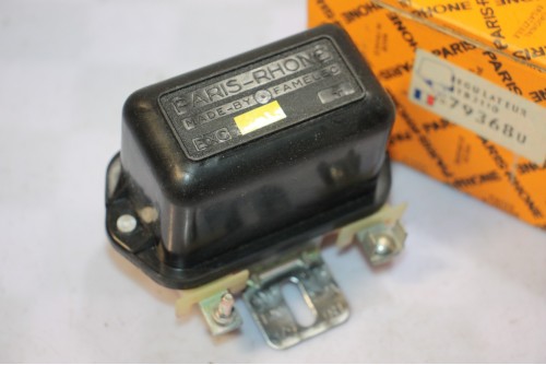 REGULATEUR PARIS RHONE 12V AYB 2110 POUR ALTERNATEURS...AUTOS DIVERS