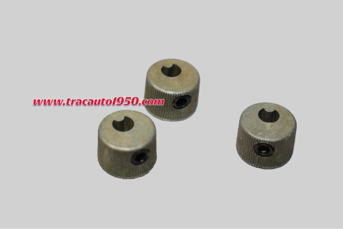 JEU DE 3 ADAPTATEURS POUR AXE D'ESSUIE GLACE Ø 6mm SEV MARCHAL......
