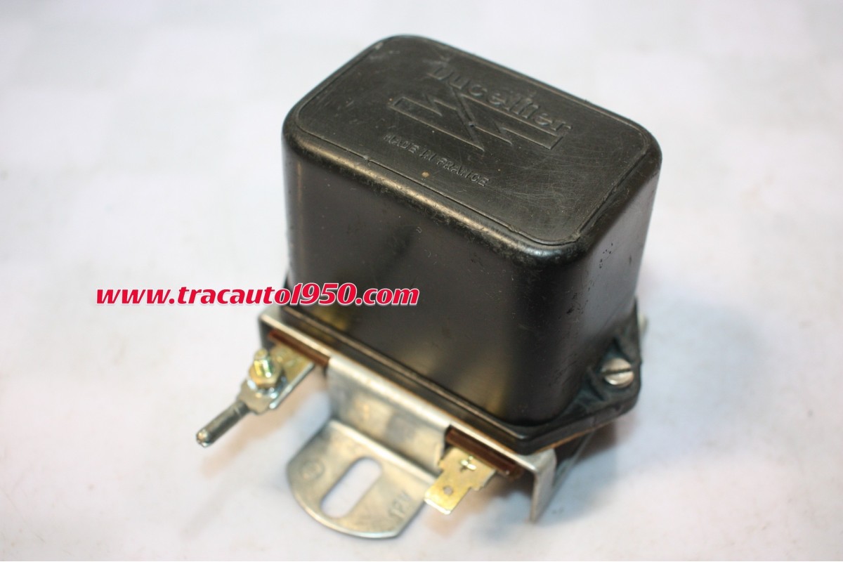 REGULATEUR DUCELLIER 14V 8364 POUR ALTERNATEURS...PEUGEOT 204 304 404 504 J7