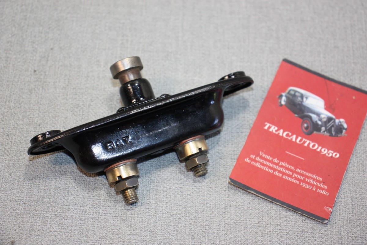 COUPE CIRCUIT DE BATTERIE LABINAL BOUTON POUSSOIR...TRACTION 203 403 ARONDE CAMIONS TRACTEURS