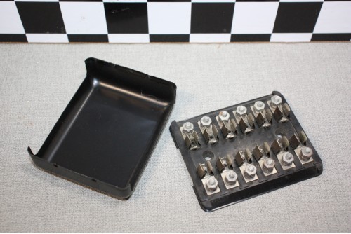 BORNIER FERRAND 5444 POUR 6 FUSIBLES EN VERRE...AUTOS TRACTEURS CAMIONS ANCIENS
