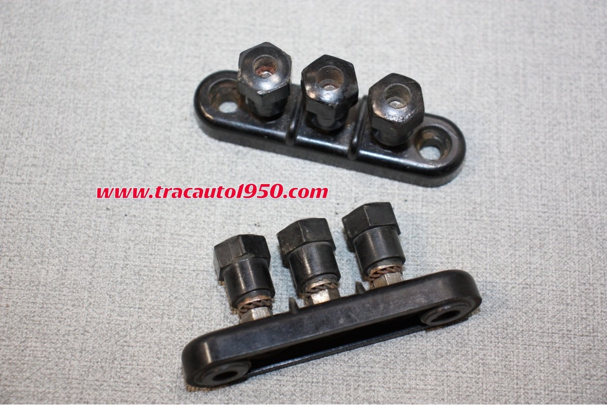 PAIRE DE BARRETTES DE CONNEXION 3 BORNES...CITROEN TRACTION C4 AUTOS ANCIENNES DIVERSES