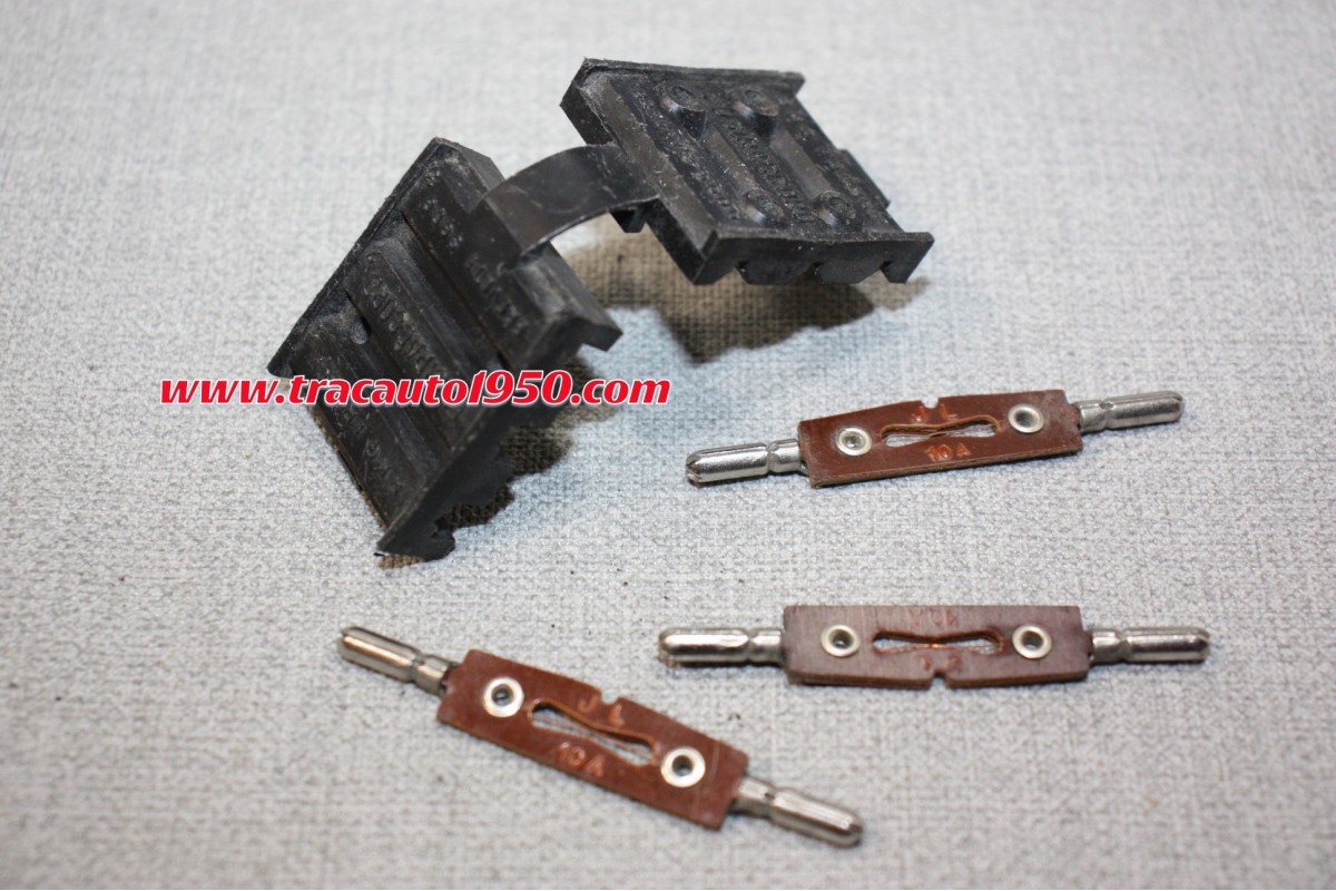 BOITE A FUSIBLES FUSIRACCORD 3 FUSIBLES 10 AMP...SIMCA TALBOT CHRYSLER