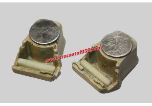 PAIRE DE BOUTONS OU POIGNEE DE FERMETURE DE VITRE COULISSANTE BEIGE...RENAULT R4