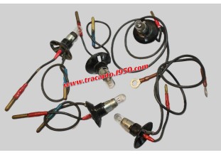LOT DE 5 PORTES VEILLEUSES DE PHARES SEV MARCHAL...CITROEN 2CV 3CV