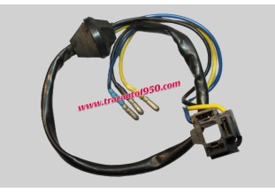 UN CONNECTEUR CODE/PHARE/H4...AUTOS DIVERS