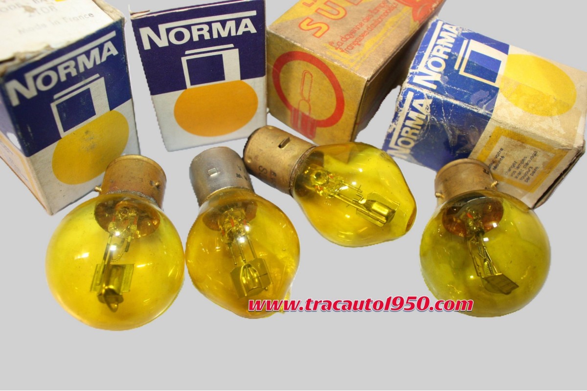 UN LOT DE 4 AMPOULES NORMA 6V DIVERSES...AUTOS ANCIENNES