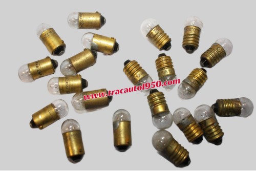 LOT DE 21 LAMPES TEMOINS 12V NORMA 1513/1529...AUTOS DIVERS