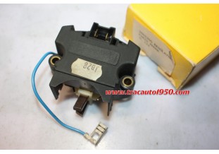 REGULATEUR MOTEMTRONIC 2001205 POUR ALTERNATEURS PARIS RHONE....AUTOS DIVERS