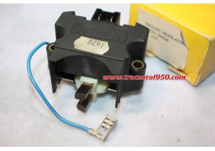 REGULATEUR MOTEMTRONIC 2001205 POUR ALTERNATEURS PARIS RHONE....AUTOS DIVERS