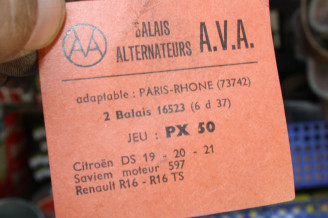 CHARBONS PX 50 POUR ALTERNATEUR 12V PARIS RHONE...CITROEN DS RENAUL...