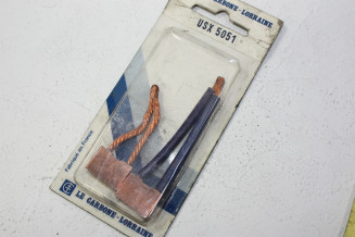 CHARBONS USX 50-51 POUR DEMARREUR DUCELLIER...CITROEN TRACTION DS I...
