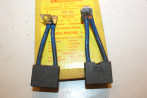 CHARBONS PX 42 POUR DYNAMO 12V PARIS RHONE...CAMIONS TRACTEURS SIMC...
