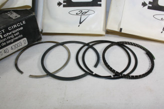 JEU DE SEGMENTS MOTEUR D/76mm PERFECT CIRCLE 40 43003D...FIAT 127 S...