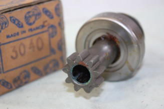 LANCEUR CURIE 3040 POUR DEMARREUR PARIS-RHONE...POUR CITROEN 2CV 6 ...