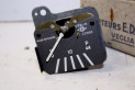 RECEPTEUR D'ESSENCE DE COMPTEUR VEGLIA 23363...PEUGEOT 404 BREAK voir descriptif