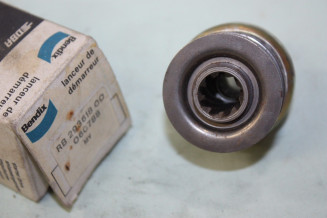 LANCEUR BENDIX 293618 POUR DEMARREUR DUCELLIER...POUR RENAULT R3 R4...